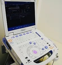 腹痛の精密検査のための超音波検査（エコー検査）